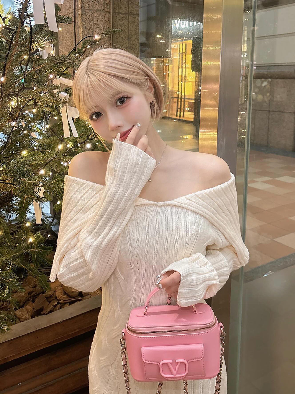 モデル:155cm(着用サイズ:FREE 着用カラー:IVO)