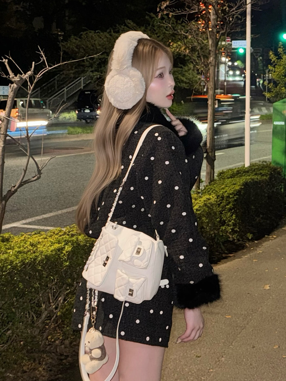 モデル:163cm(着用サイズ:FREE 着用カラー:BLK)
