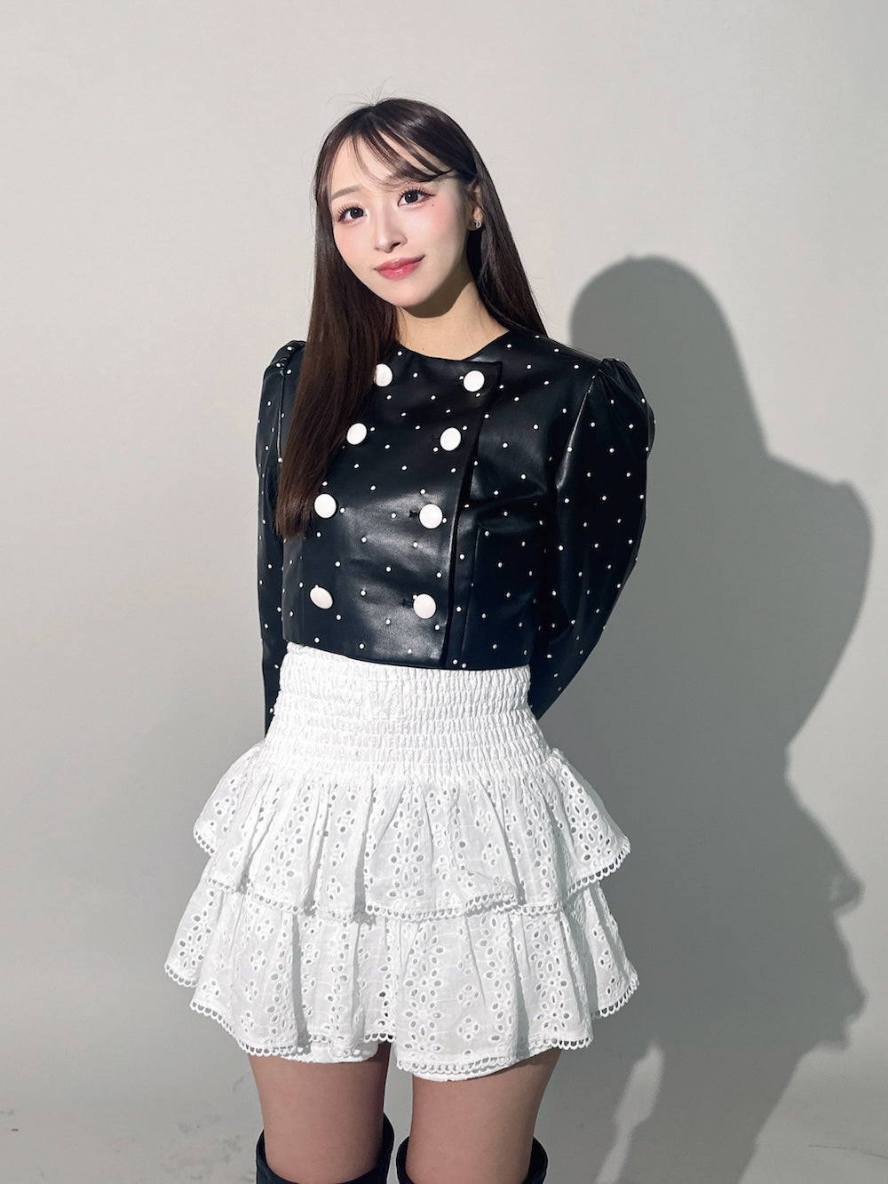 モデル:156cm(着用サイズ:FREE 着用カラー:BLK)