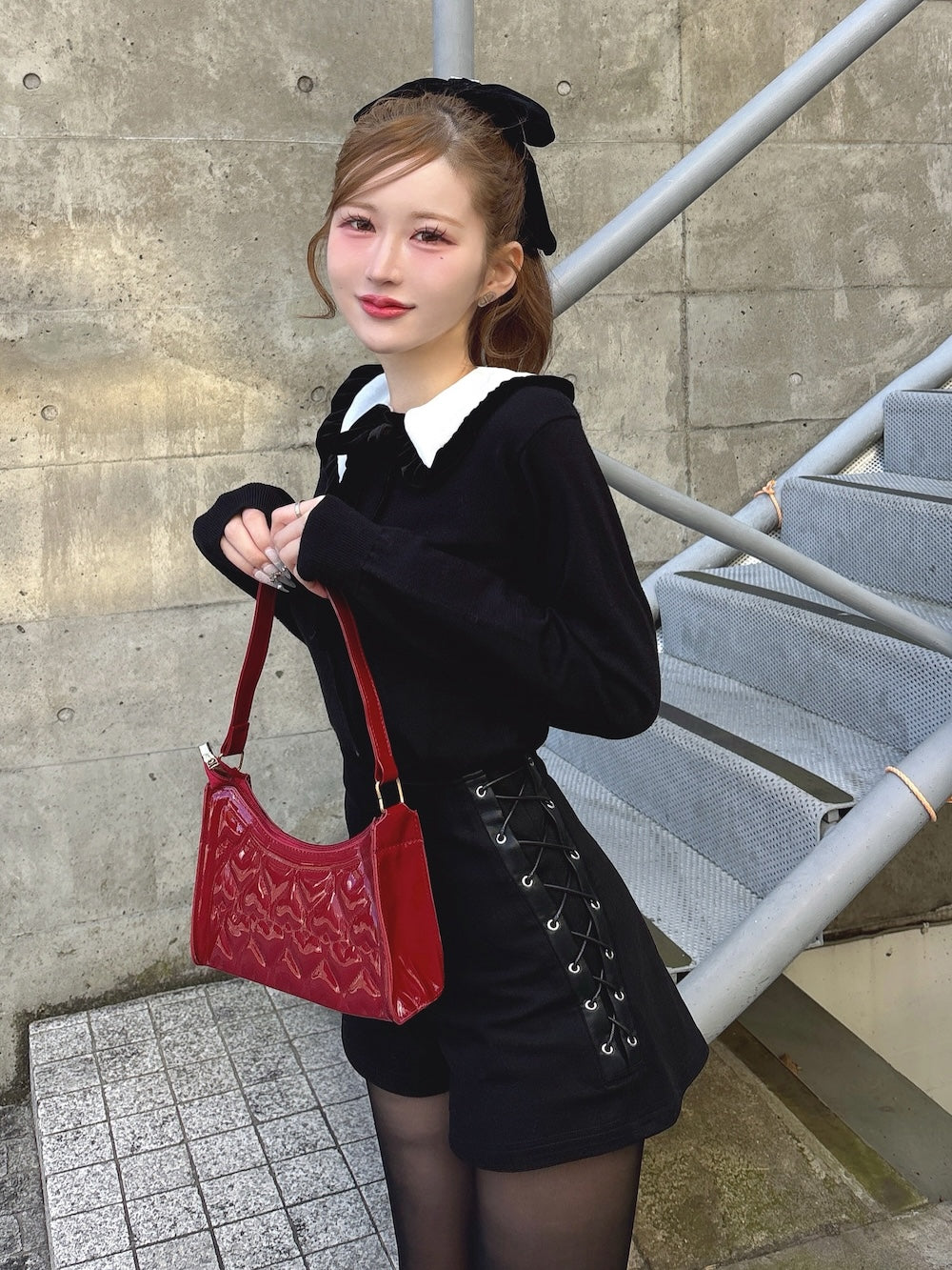 モデル:164cm(着用サイズ:FREE 着用カラー:BLK)