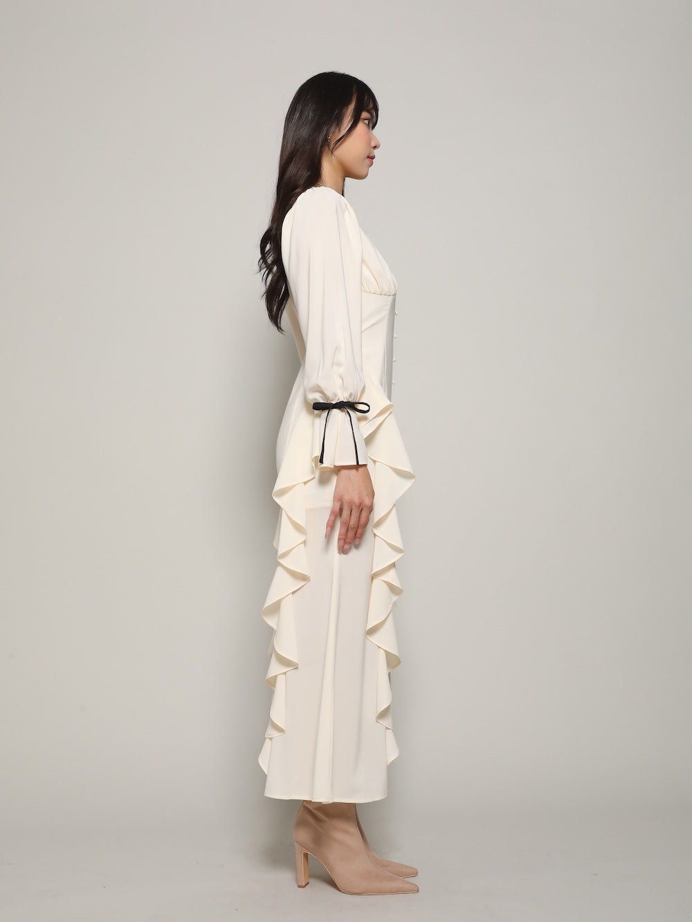 モデル:163cm(着用サイズ:FREE 着用カラー:IVO)