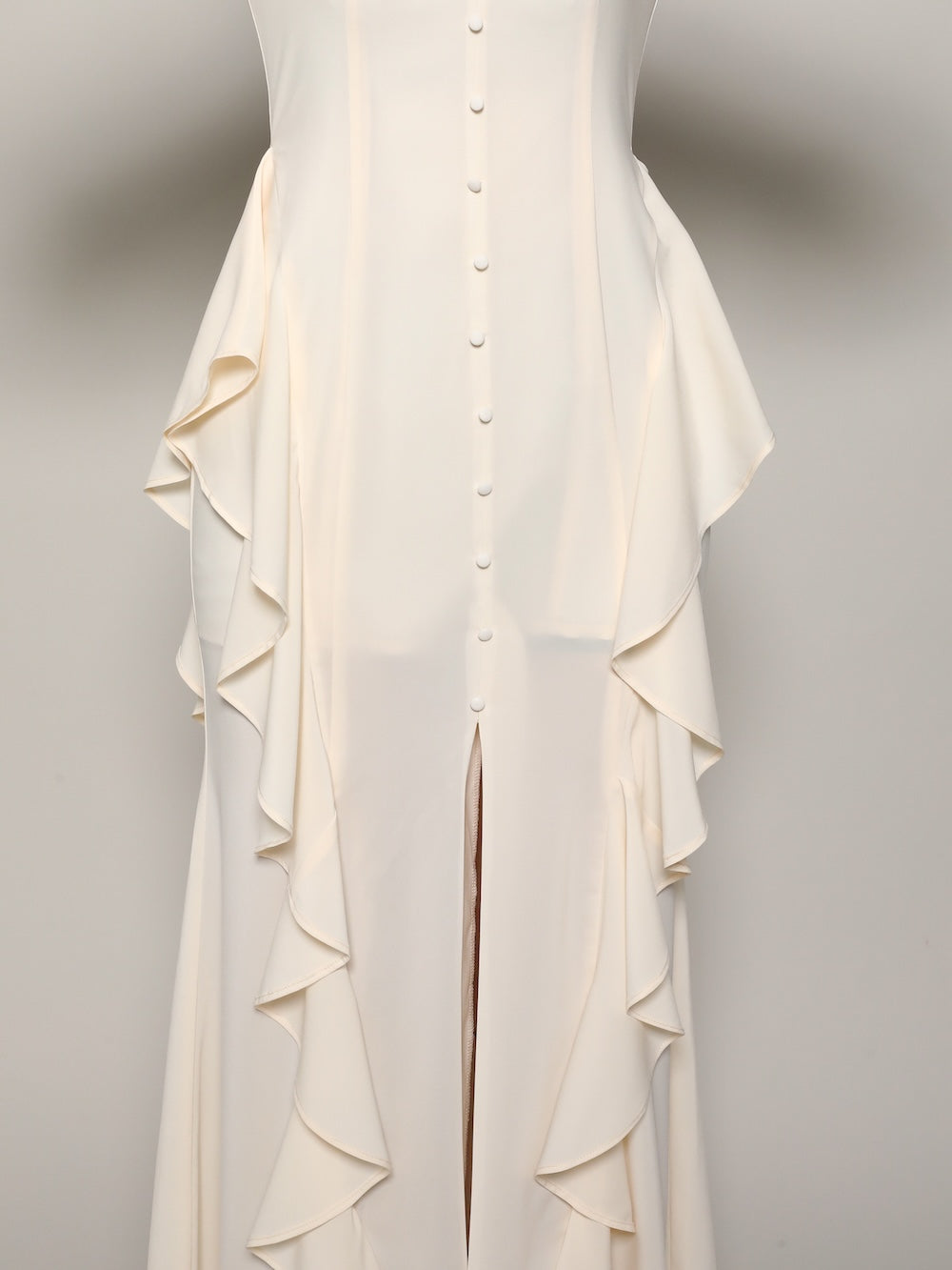 モデル:163cm(着用サイズ:FREE 着用カラー:IVO)