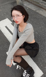 モデル:155cm(着用サイズ:FREE 着用カラー:GRY)