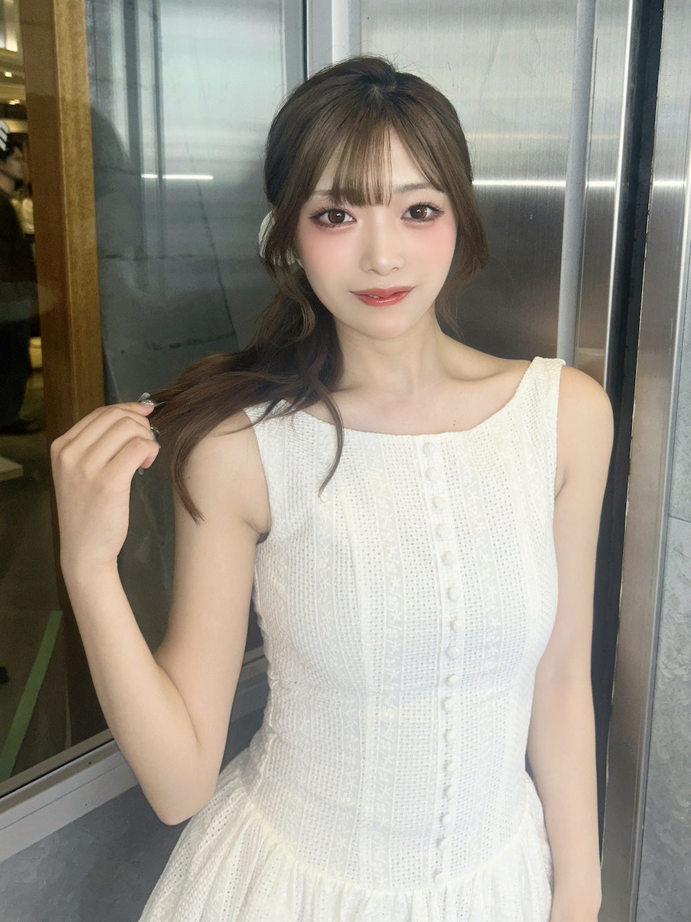 モデル:165cm(着用サイズ:FREE 着用カラー:WHT)