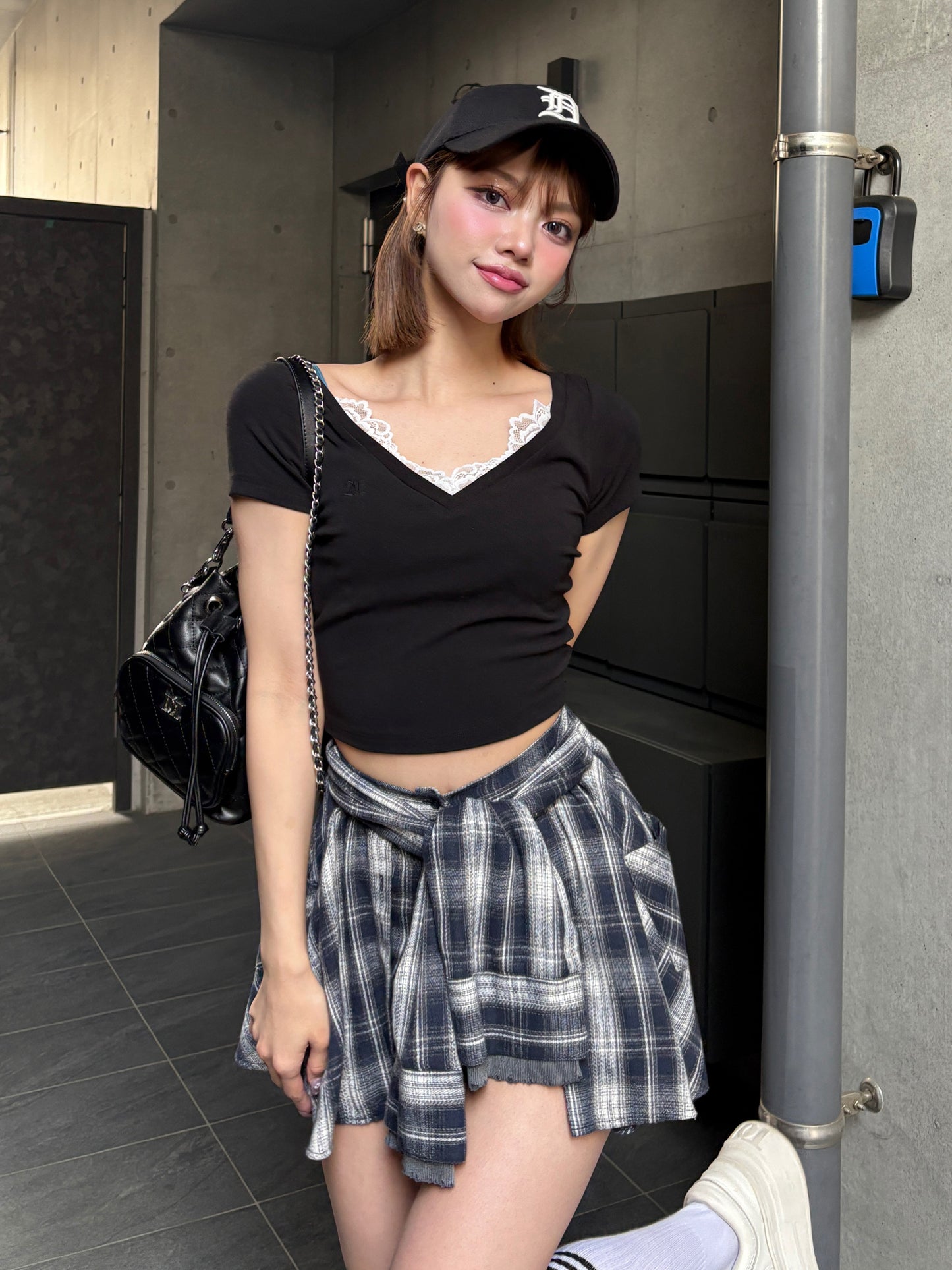 モデル:163cm(着用サイズ:FREE 着用カラー:BLK)