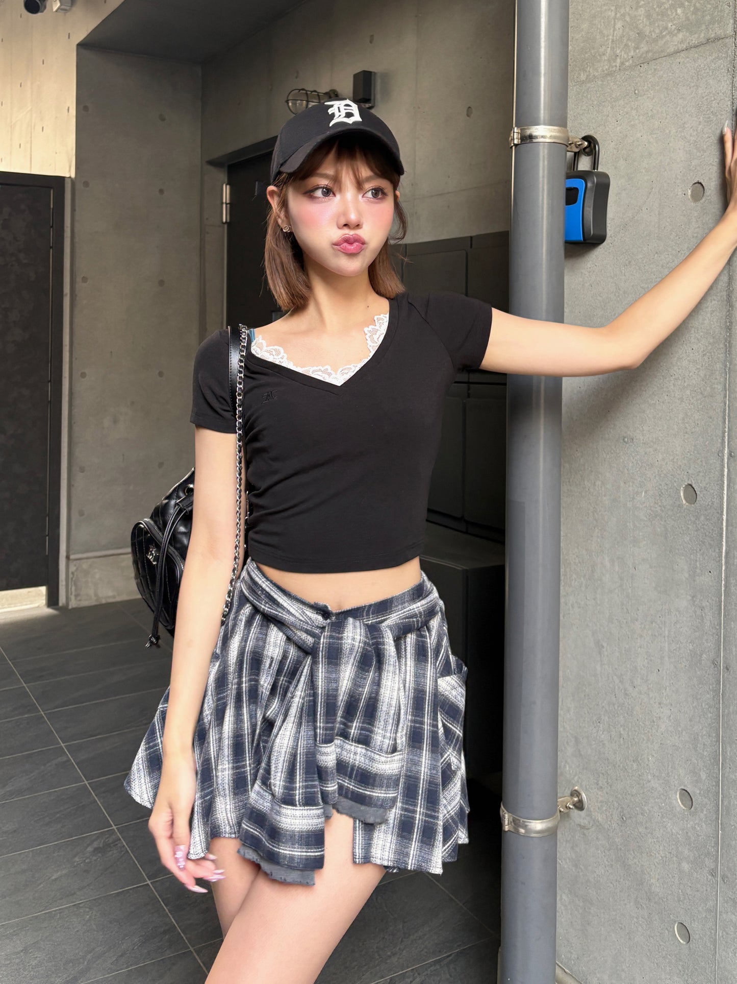 モデル:163cm(着用サイズ:FREE 着用カラー:BLK)