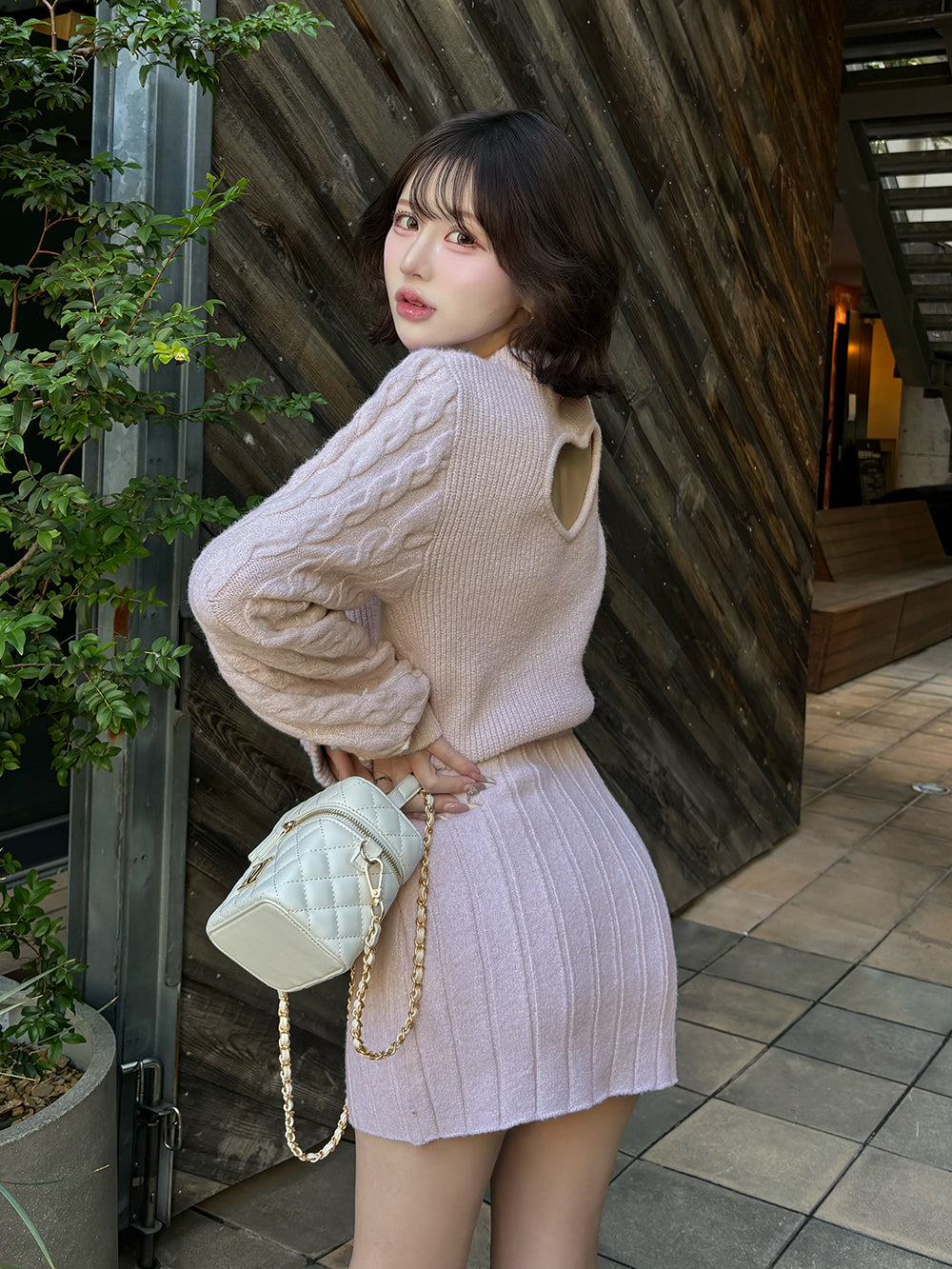 モデル:165cm(着用サイズ:FREE 着用カラー:PNK)