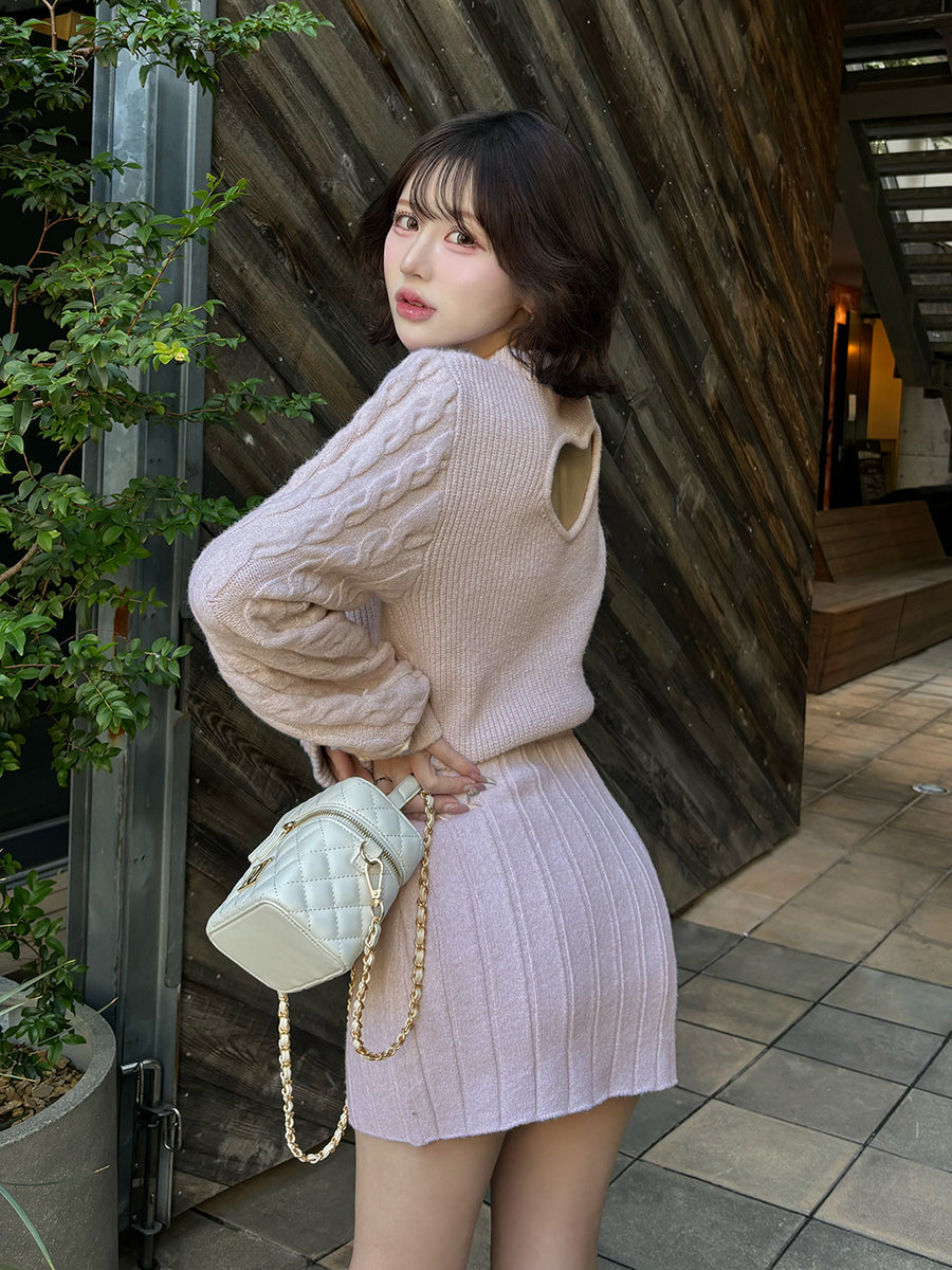 モデル:165cm(着用サイズ:FREE 着用カラー:PNK)