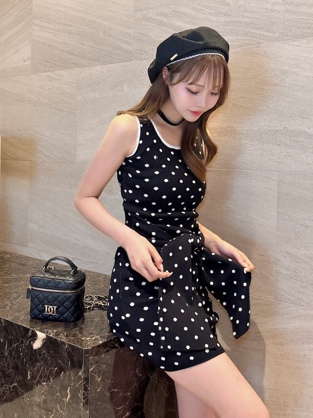 モデル:166cm(着用サイズ:FL 着用カラー:BLK)