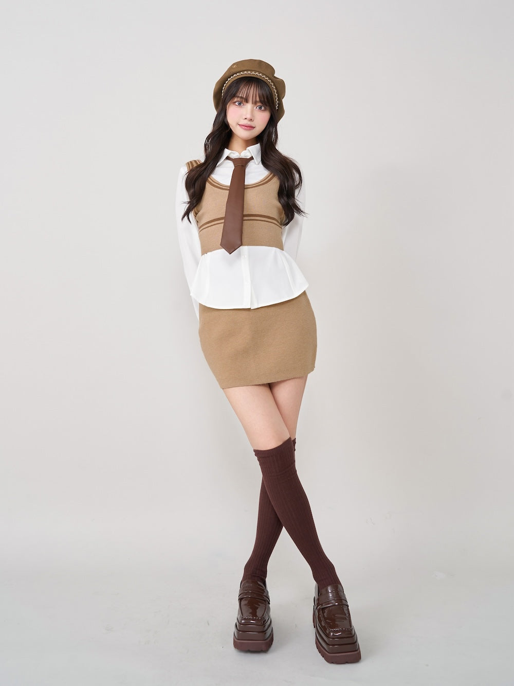 モデル:163cm(着用サイズ:FREE 着用カラー:BEG)