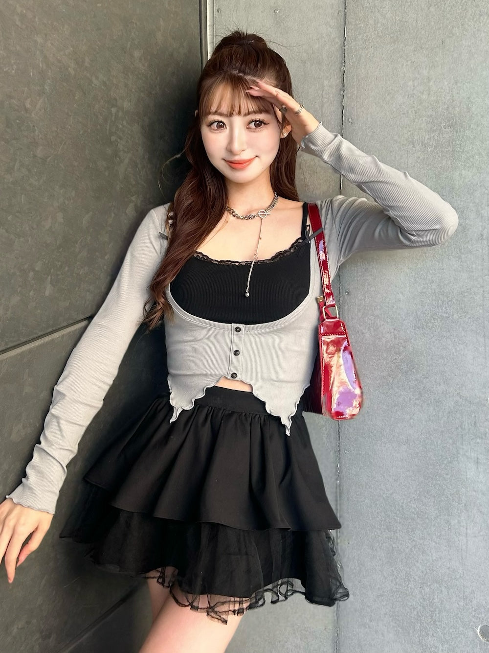 モデル:159cm(着用サイズ:FREE 着用カラー:GRY)