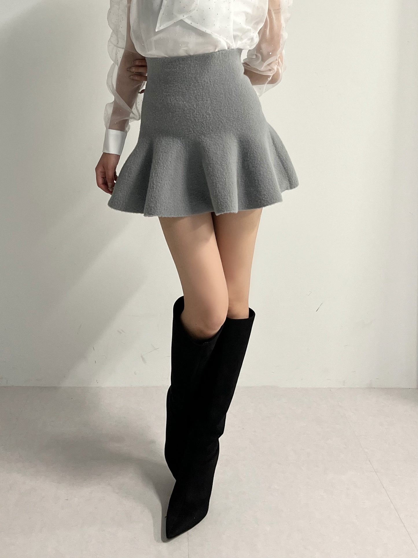 モデル:158cm(着用サイズ:FREE 着用カラー:GRY)