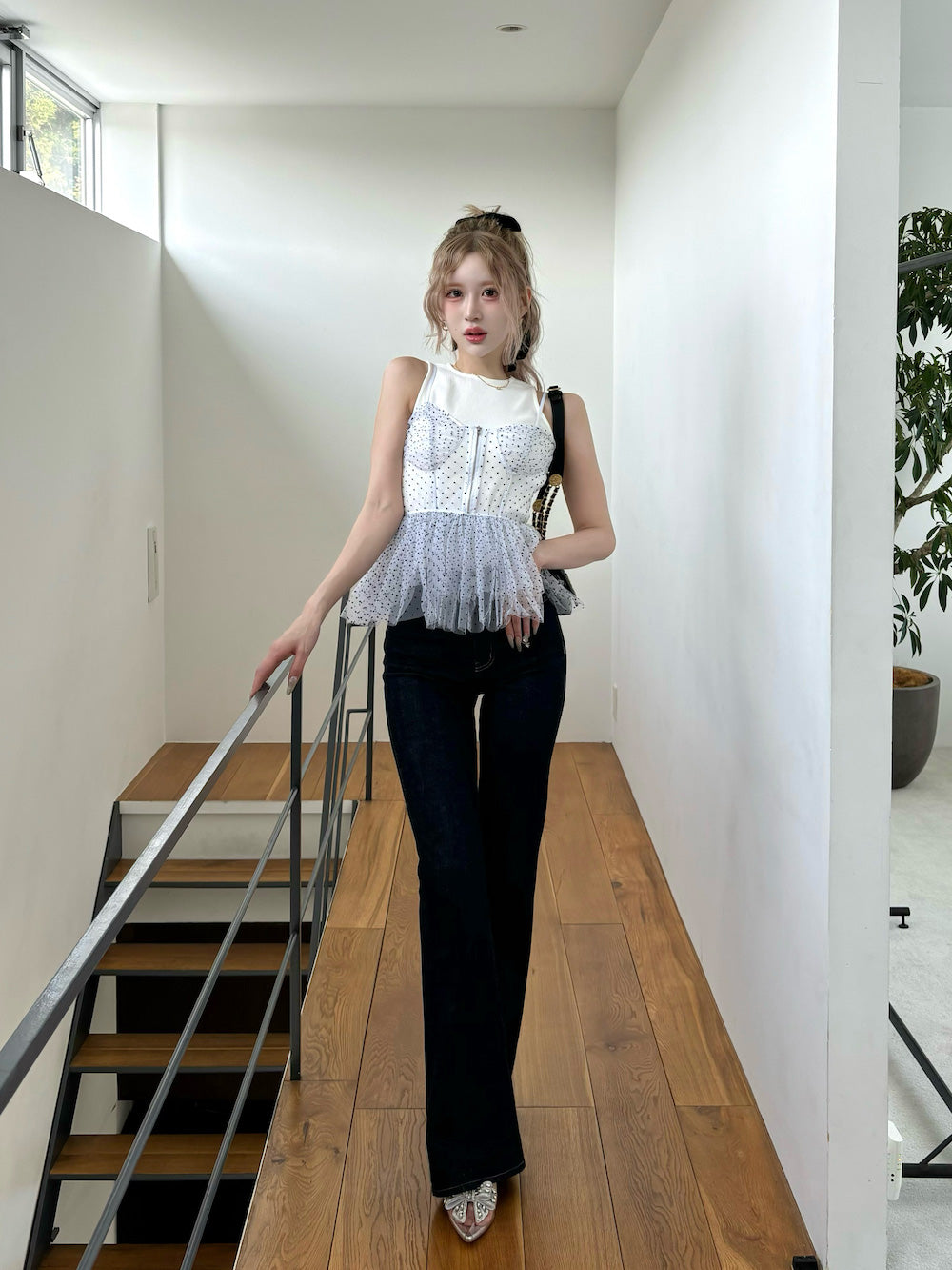 モデル:165cm(着用サイズ:FREE 着用カラー:WHT)