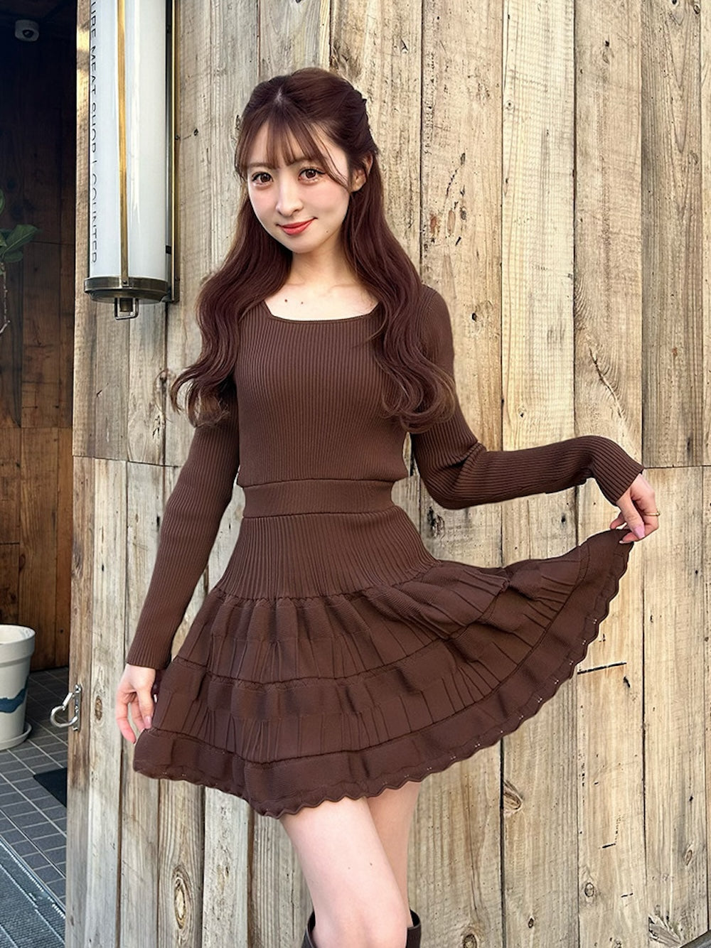 モデル:159cm(着用サイズ:FREE 着用カラー:BRN)