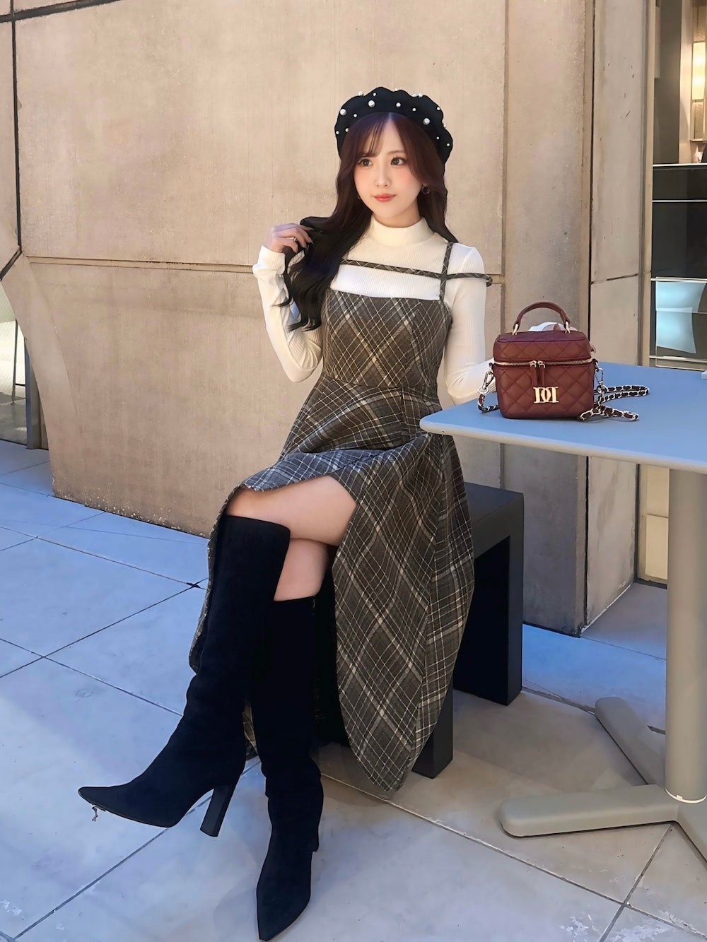 モデル:155cm(着用サイズ:FREE 着用カラー:MOC)