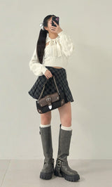 モデル:155cm(着用サイズ:FREE 着用カラー:WHT)