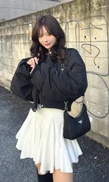 モデル:158cm(着用サイズ:FREE 着用カラー:BLK)