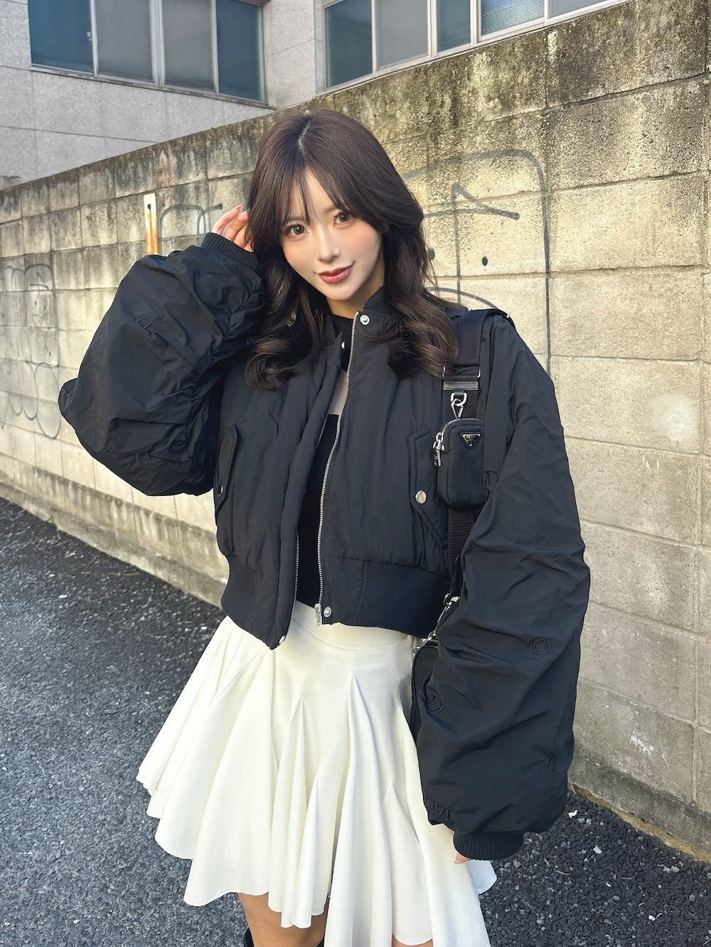 モデル:158cm(着用サイズ:FREE 着用カラー:BLK)