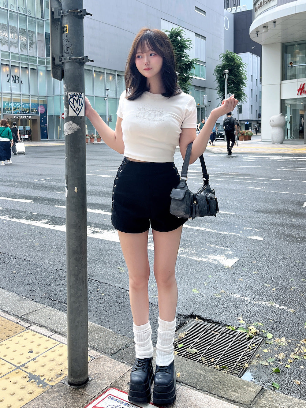 シャイニーDDロゴコンパクトTシャツ