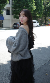 モデル:156cm(着用サイズ:FREE 着用カラー:GRY)