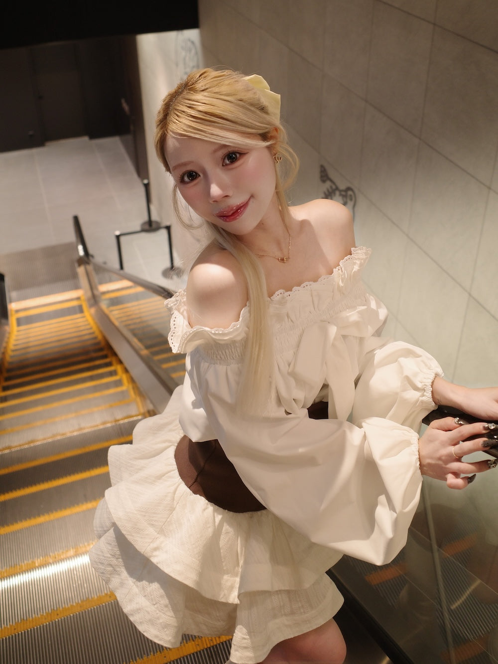 モデル:155cm(着用サイズ:FREE 着用カラー:WHT)