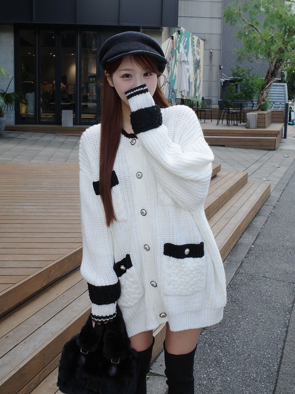 モデル:156cm(着用サイズ:FREE 着用カラー:WHT)