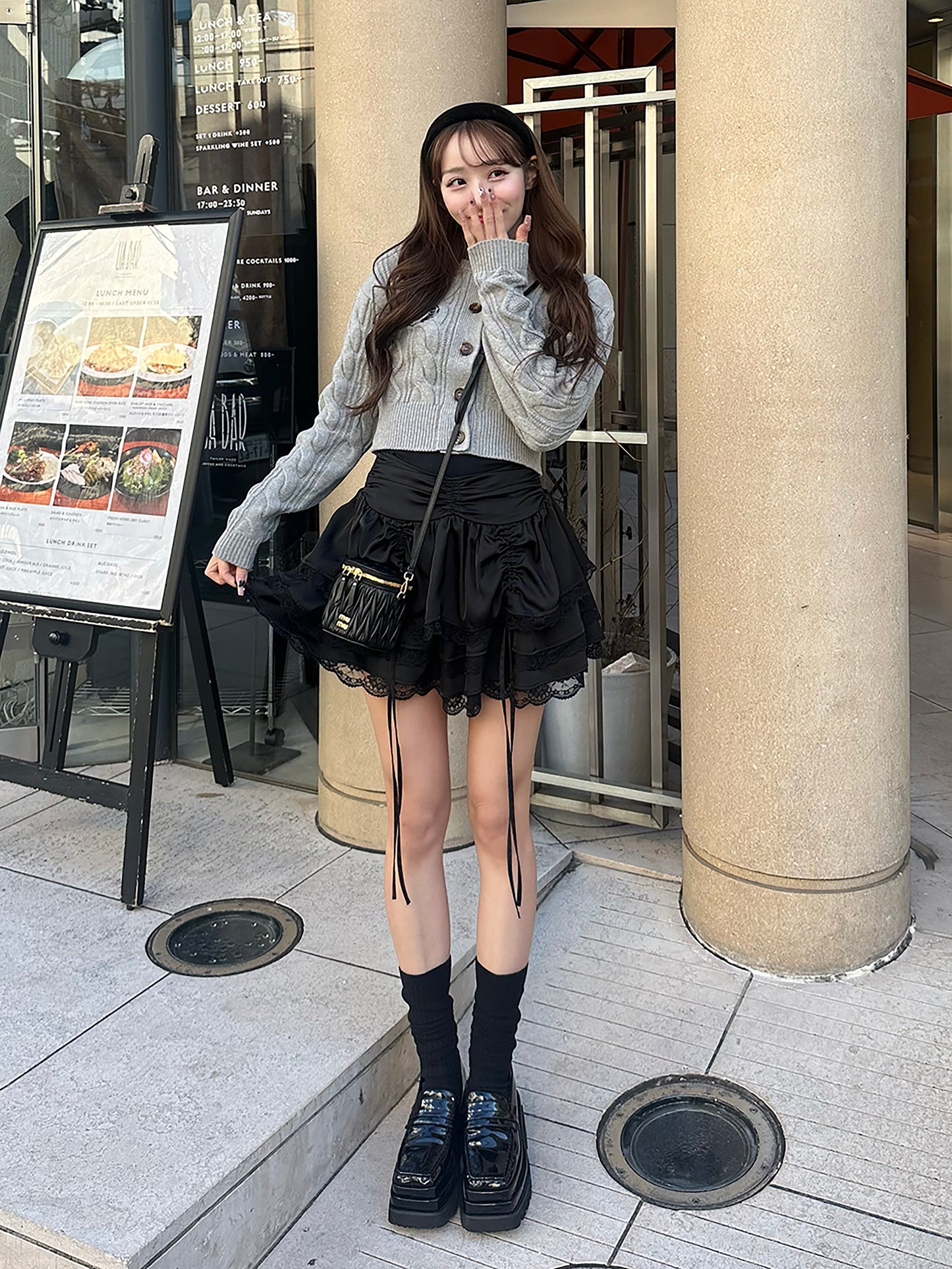 モデル:156cm(着用サイズ:FREE 着用カラー:BLK)