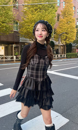 モデル:156cm(着用サイズ:FREE 着用カラー:BLK)