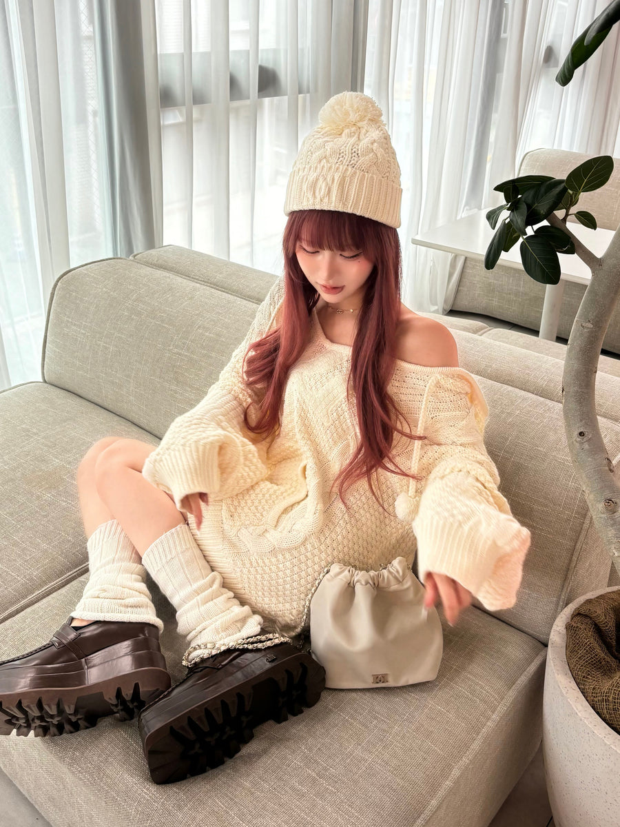 モデル:165cm(着用サイズ:FREE 着用カラー:IVO)