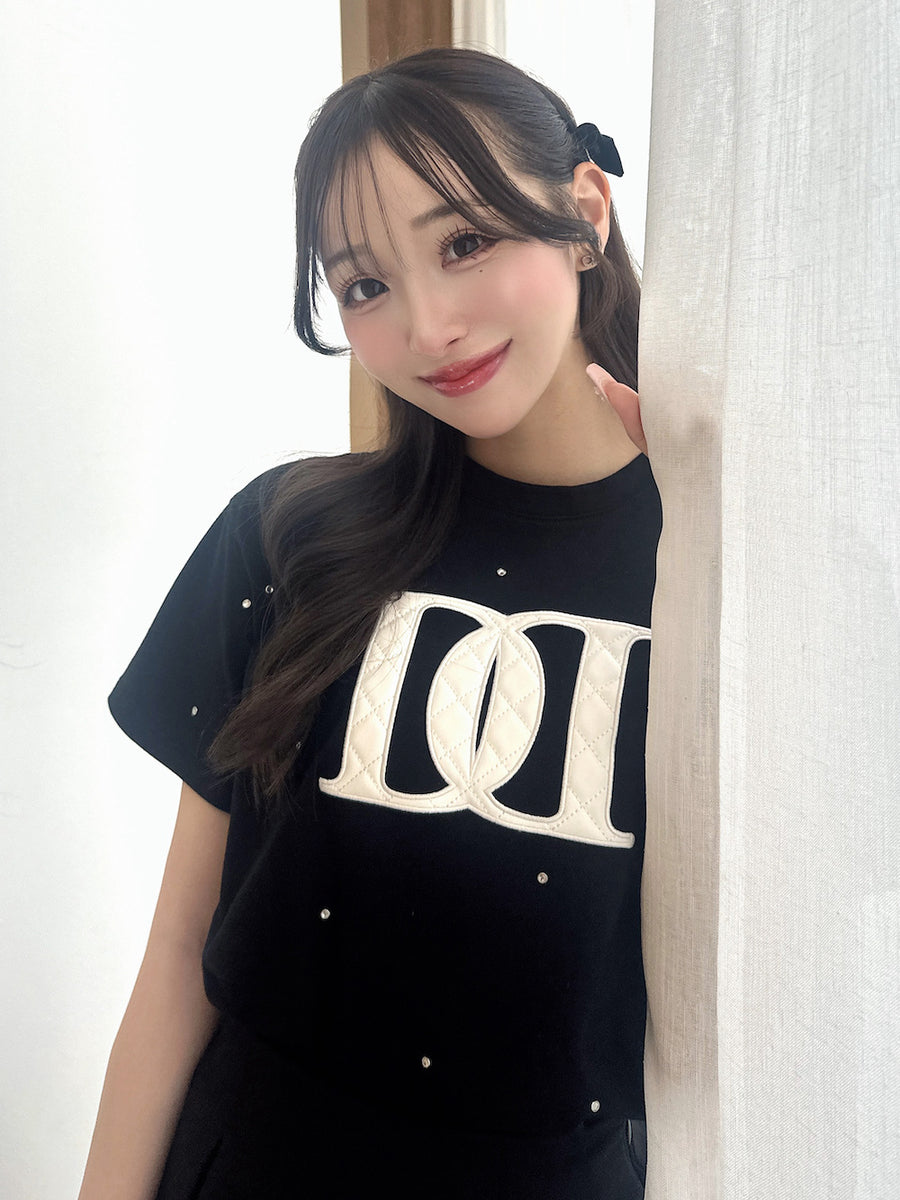 モデル:156cm(着用サイズ:FREE 着用カラー:BLK)