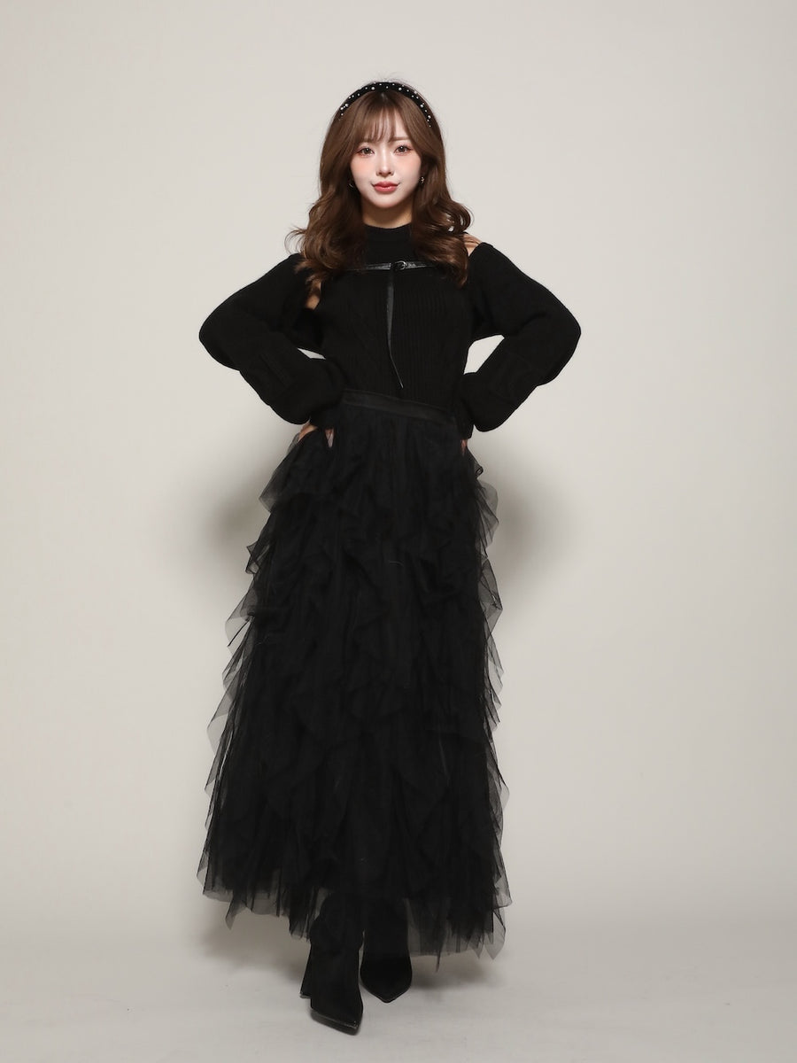 モデル:158cm(着用サイズ:FREE 着用カラー:BLK)