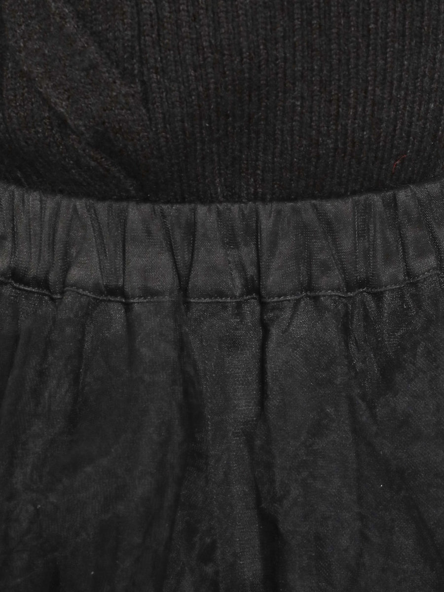モデル:158cm(着用サイズ:FREE 着用カラー:BLK)