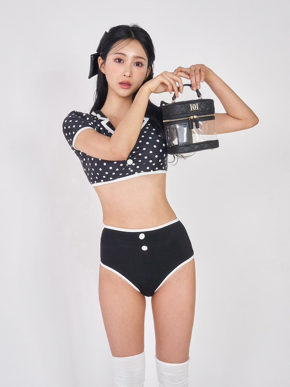 モデル:168cm(着用サイズ:FREE 着用カラー:BLK)