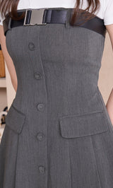 モデル:164cm(着用サイズ:FREE 着用カラー:GRY)