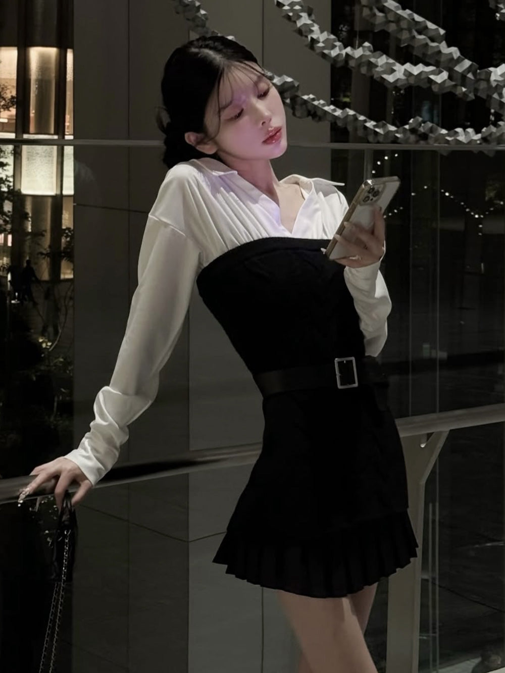 モデル:160cm(着用サイズ:FREE 着用カラー:BLK)