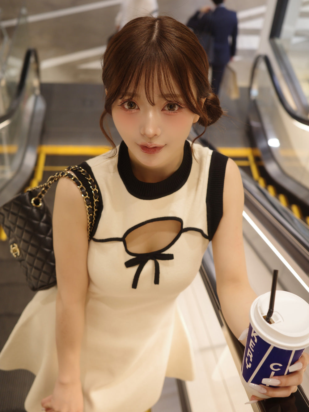 モデル:158cm(着用サイズ:FREE 着用カラー:IVO)