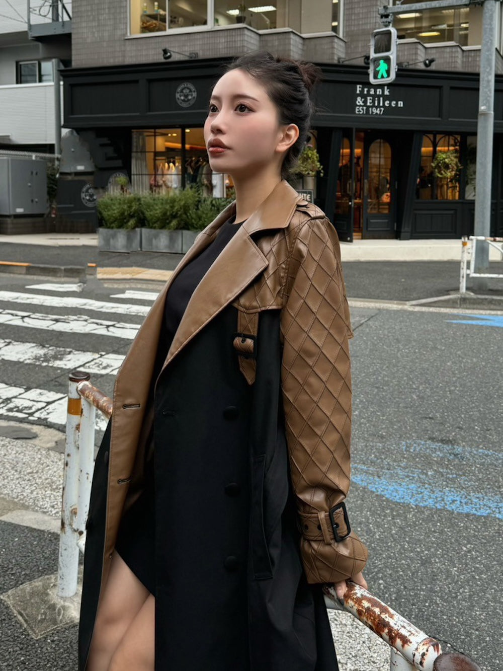 モデル:155cm(着用サイズ:FREE 着用カラー:BLK)