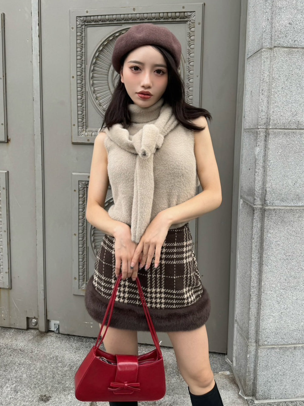 モデル:155cm(着用サイズ:FREE 着用カラー:BEG)