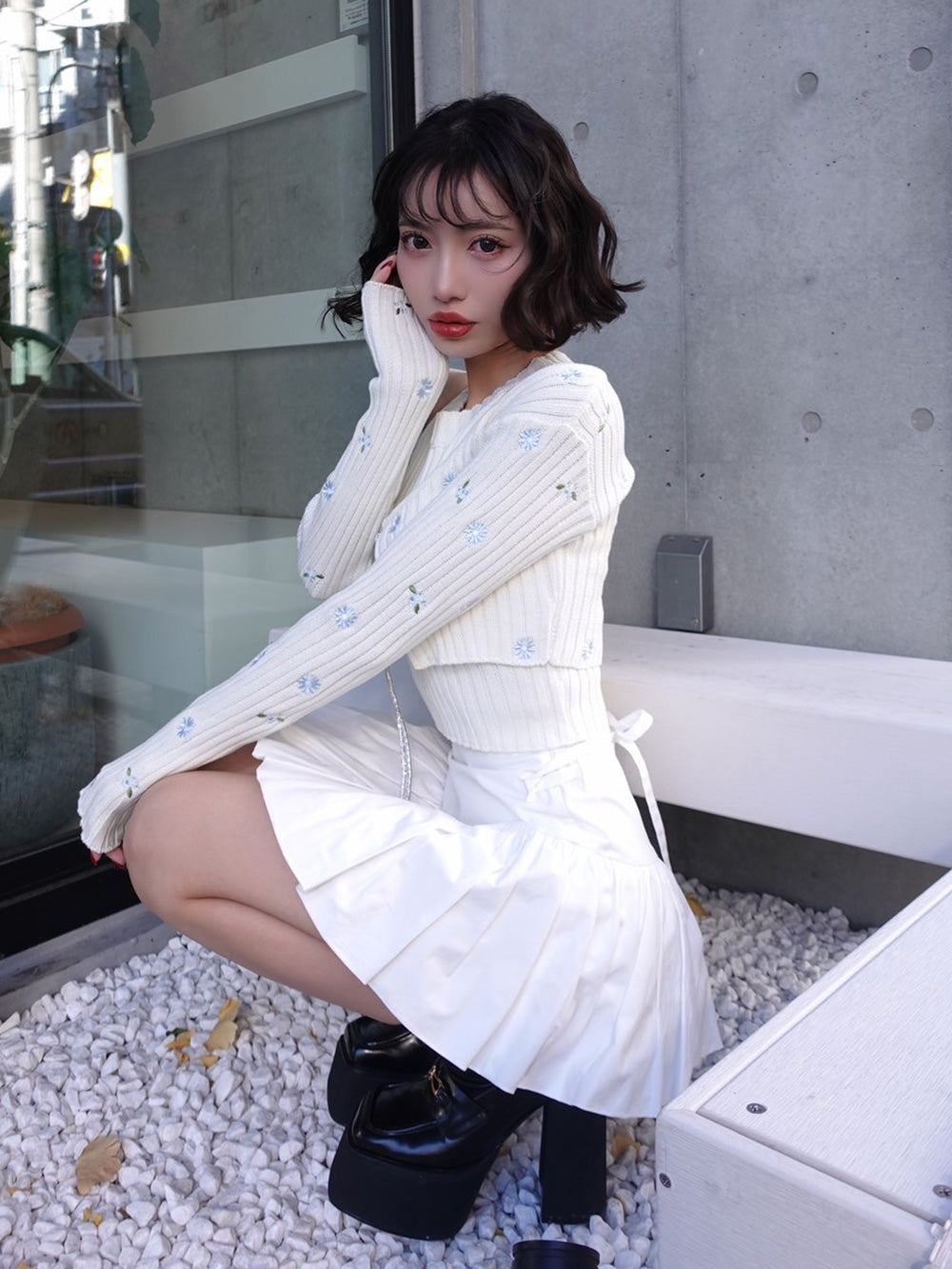 モデル:155cm(着用サイズ:FREE 着用カラー:WHT)