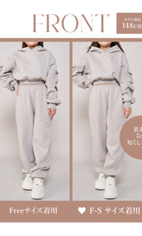 モデル:148cm(着用サイズ:F-S/FREE 着用カラー:GRY)