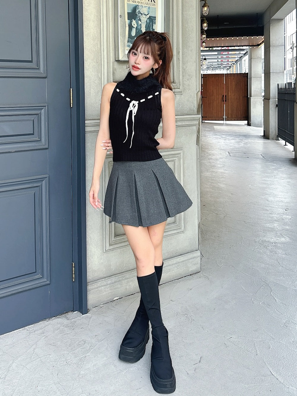 モデル:158cm(着用サイズ:FREE 着用カラー:BLK)