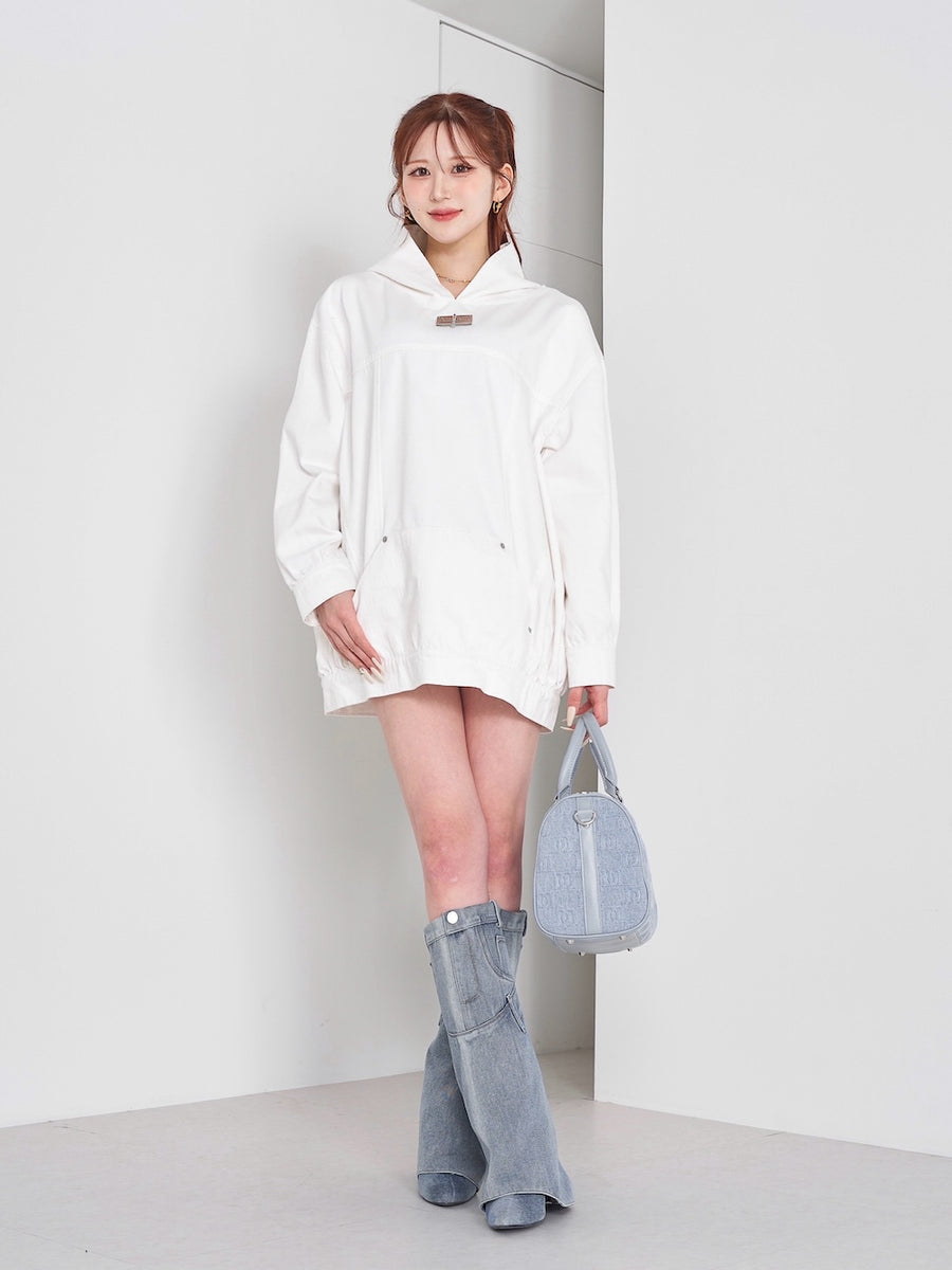 モデル:165cm(着用サイズ:FREE 着用カラー:WHT)