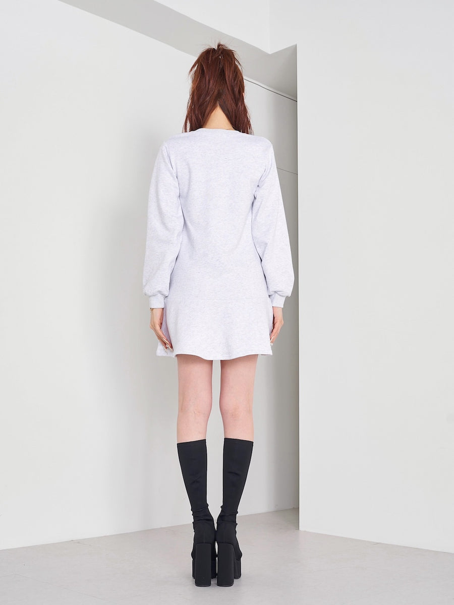 モデル:165cm(着用サイズ:FREE 着用カラー:GRY)