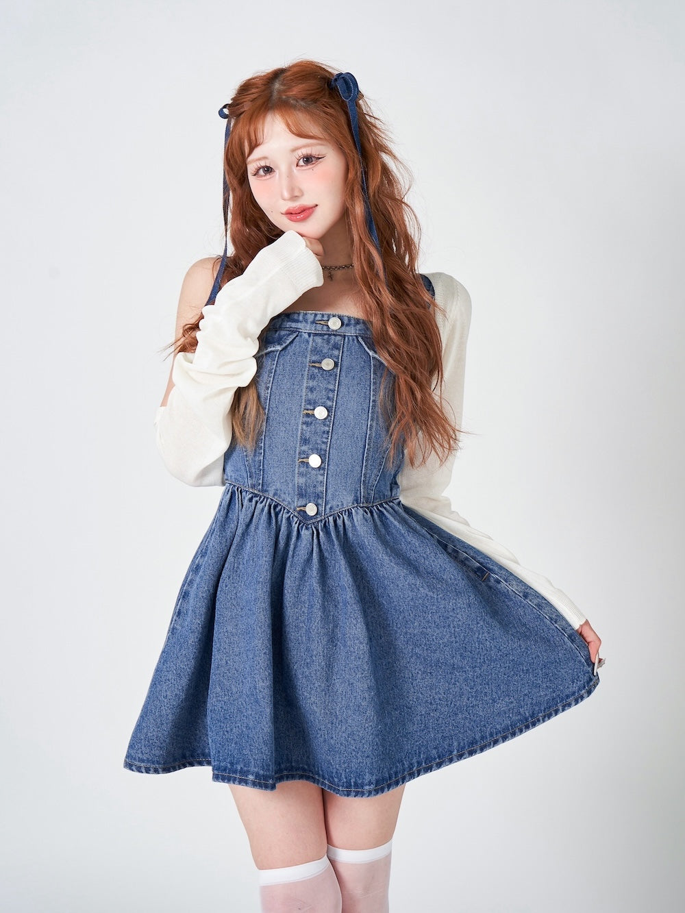 モデル:165cm(着用サイズ:FREE 着用カラー:BLU)