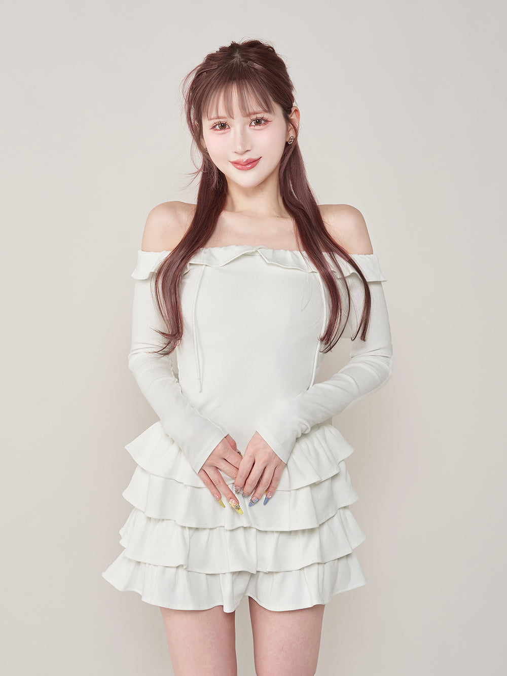 モデル:165cm(着用サイズ:FREE 着用カラー:WHT)