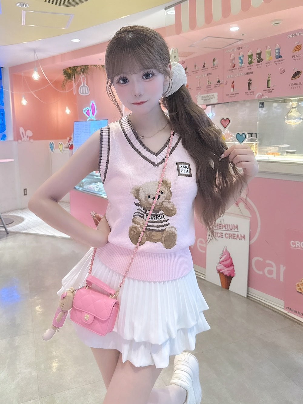 モデル:158cm(着用サイズ:FREE 着用カラー:PNK)