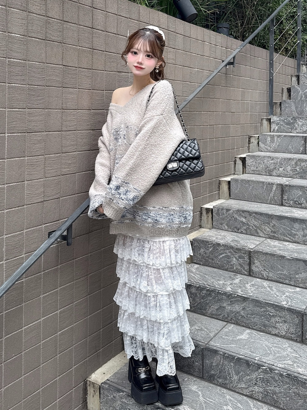 モデル:158cm(着用サイズ:FREE 着用カラー:GRY)