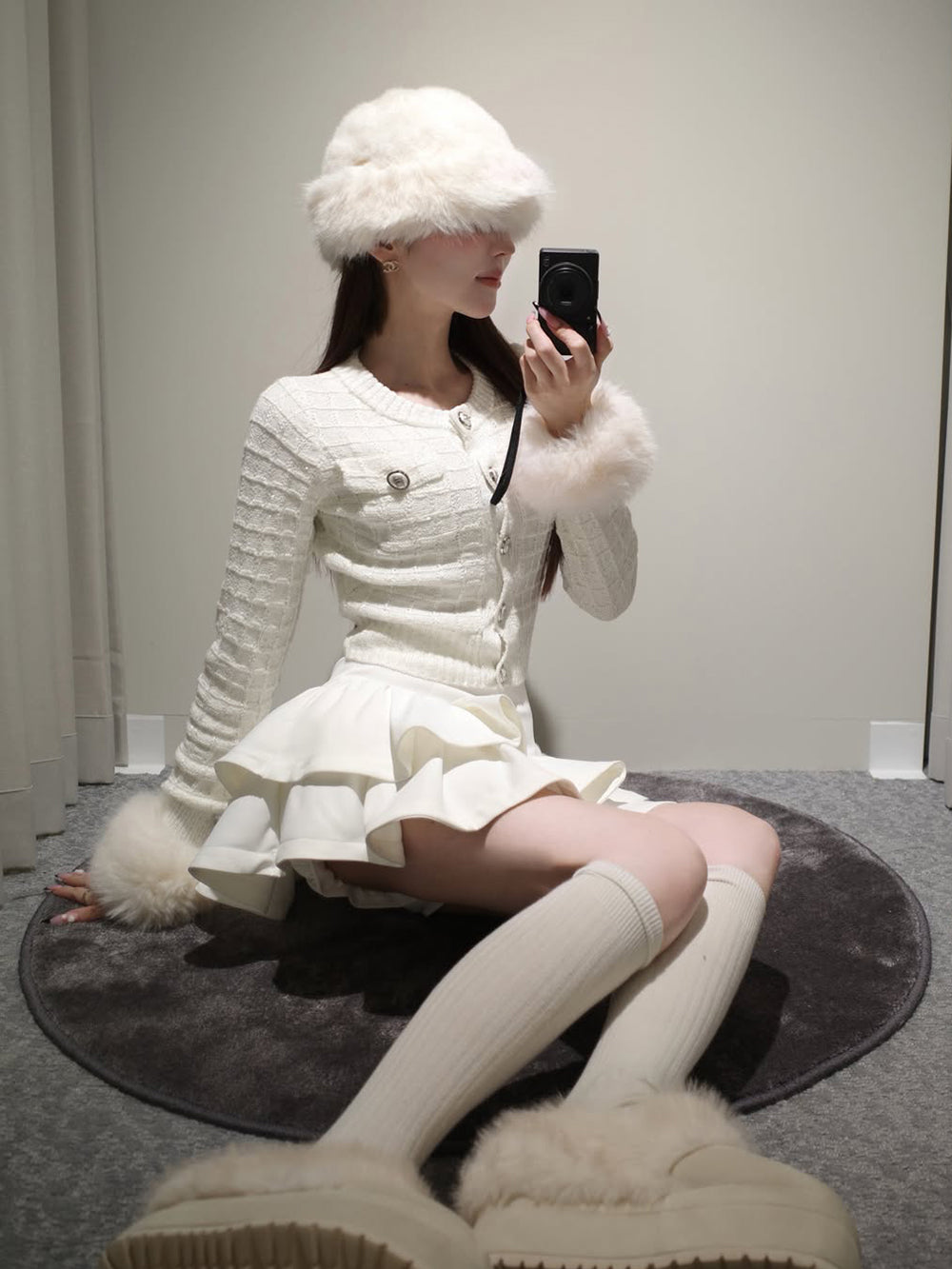 モデル:165cm(着用サイズ:FREE 着用カラー:WHT)