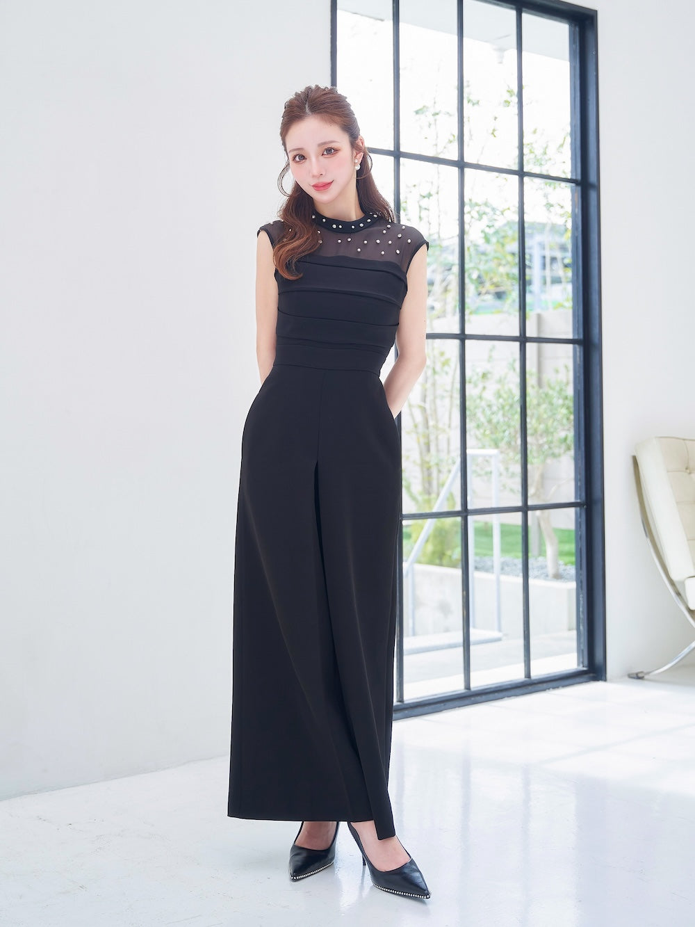 モデル:158cm(着用サイズ:FREE 着用カラー:BLK)