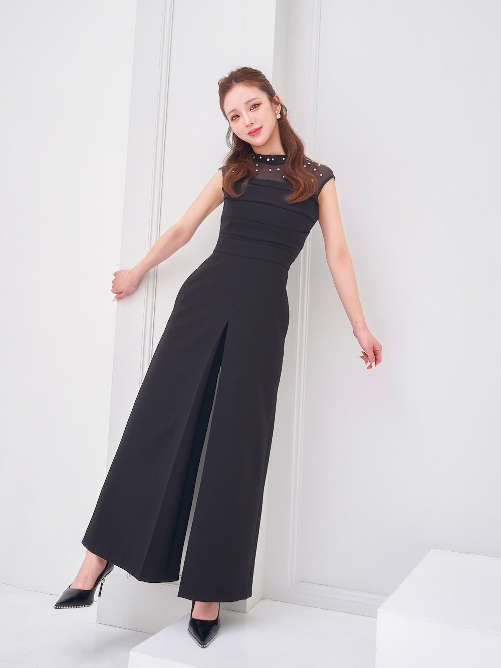 モデル:158cm(着用サイズ:FREE 着用カラー:BLK)
